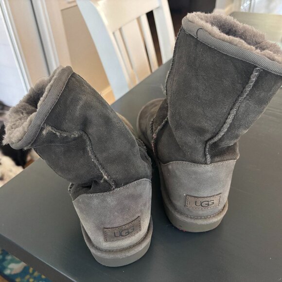 Ugg boots - Picture 3 of 4